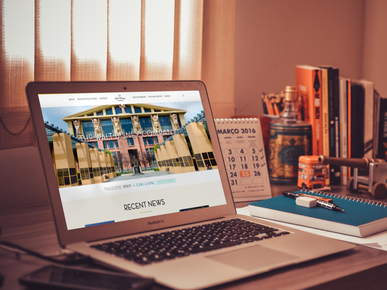 Mockup met de website van The Walt Disney Company.